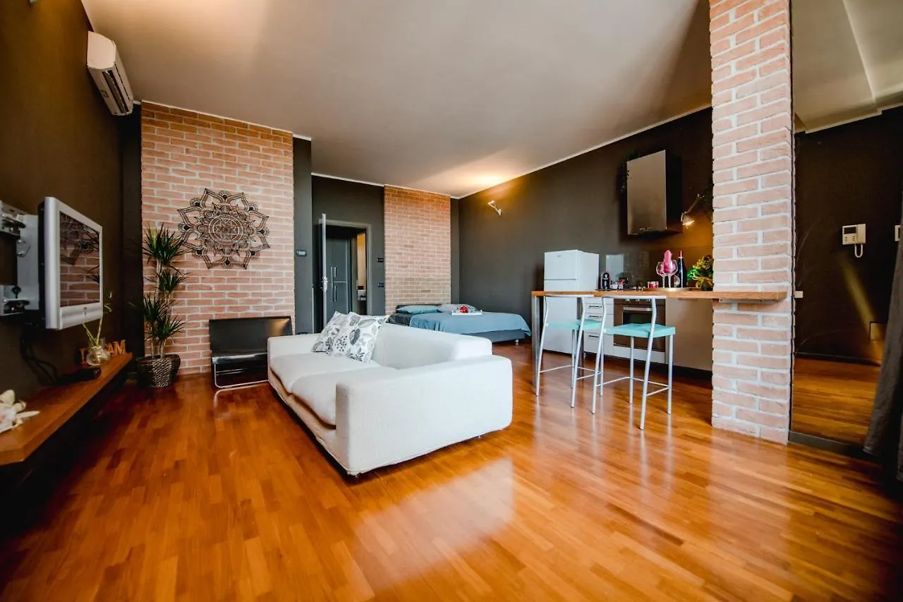 Airport The Fan Loft Near Linate Airport+Duomo Apartment Milan
