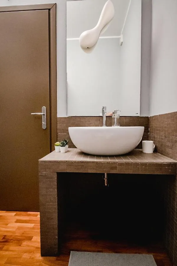 Airport The Fan Loft Near Linate Airport+Duomo Apartment Milan Italy